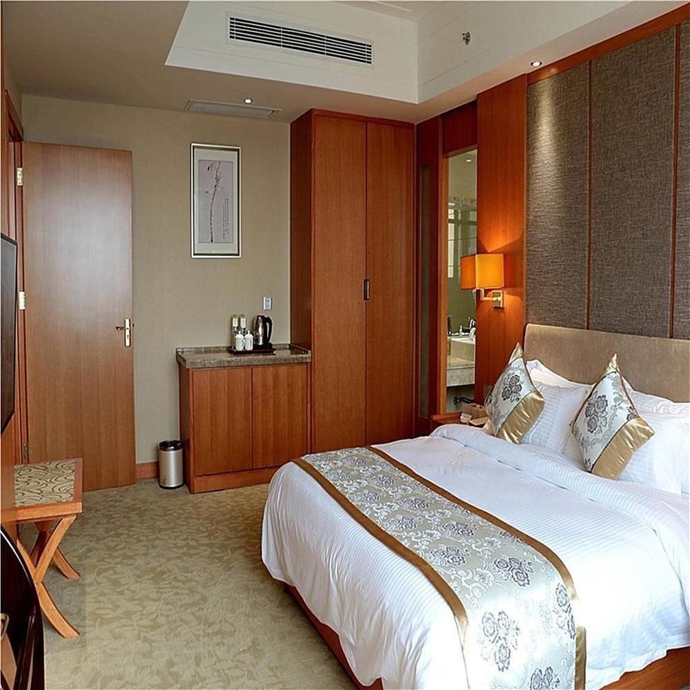 The Grand Plaza Hotel Ji'an  Extérieur photo