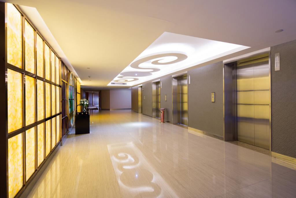The Grand Plaza Hotel Ji'an  Extérieur photo