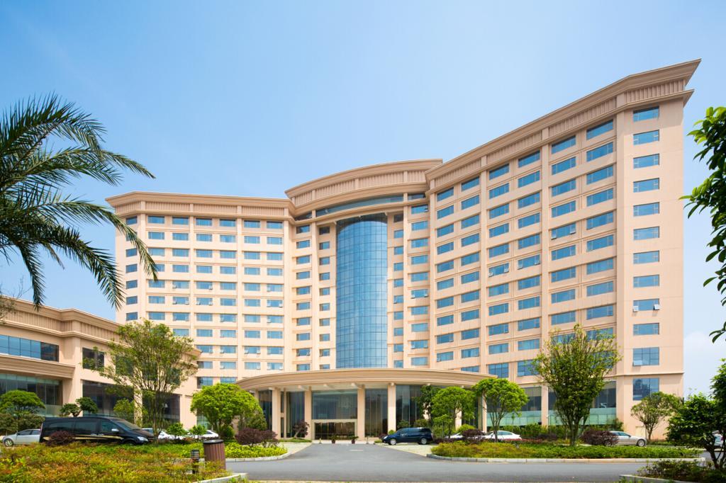 The Grand Plaza Hotel Ji'an  Extérieur photo